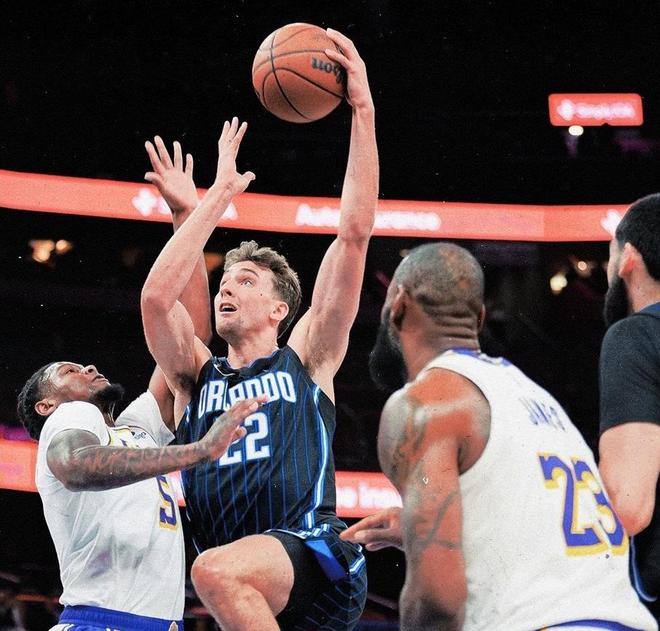 今晚奥兰多魔术备战NBA总决赛，更衣室发声细节曝光，信心回归，身体对抗强度拉满的简单介绍-开云网址