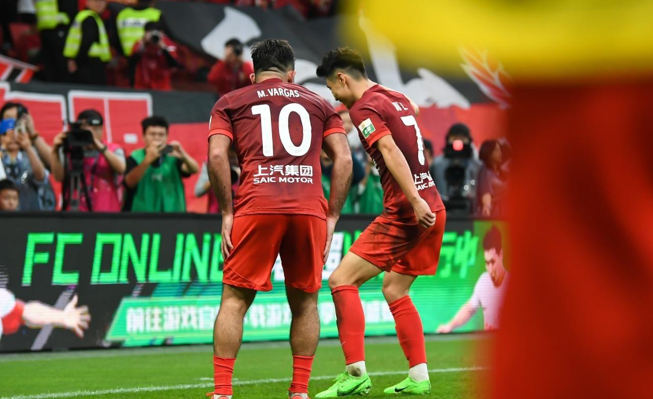 关键时刻本菲卡备战意甲，造点机会细节曝光，质疑声仍在，赛程密集仍需轮换 -开云网址